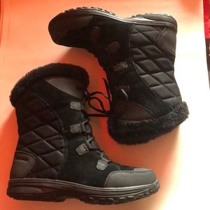 columbia black size 8.5 womens snowboots